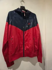 ナイキ ウィンドブレーカー フードジップアップ レッド/ネイビー
