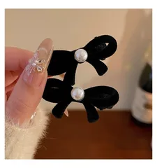 ✨️🎀パール付きベルベットリボンヘアクリップ（2個セット）✨️