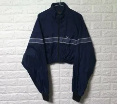 ナイキ クロップド ウィンドブレーカー ジャケット 出品