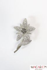 Rene☆ルネ フラワー型ブローチ 二個セット - メルカリ