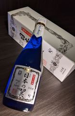 新品未開封】金雀飛翔 純米大吟醸 720ml (2026.4) 木箱入り - メルカリ