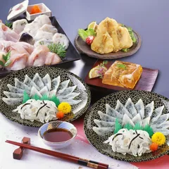関とら本店 ふくづくし だんらんセット (とらふぐ刺身15g×2 とらふぐ皮20g×2 ふぐちり200g ふぐ唐揚げ80g×2 ふぐ煮こごり100g ふぐつみれ80g) てっちり