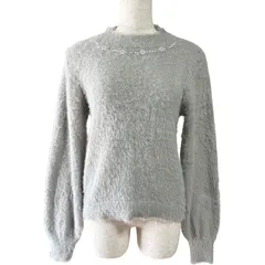 axes femme アクシーズファム ビジュー付き ふわふわニット トップス グレー 長袖 フリーサイズ ガーリー フェミニン 冬コーデ