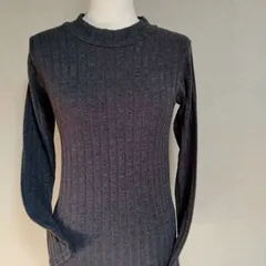 新品未使用✨チャコールグレーリブハイネック✨