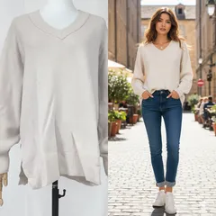 GU（ジーユー）ベージュ Vネック トップス Mサイズ ニットソー セーター くすみカラー 長袖 ゆったり シンプル カジュアル 大人可愛い 体型カバー