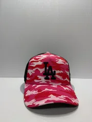 Newera ロサンゼルスドジャース ピンクカモ 9forty A-FRAME スナップバックメッシュキャップ ツートンカラー