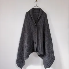 【COMME CA ISM】コムサイズム (F)ポンチョ ケープコート 無地 ケーブル編み　ポンチョ