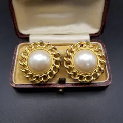 ゴールドチェーン フレーム パール 大ぶり ヴィンテージ クリップ イヤリング ラウンド レトロ ファッションジュエリー 存在感 Y18-W