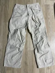 S UNIQLO U 22s ワイド パラシュートパンツ ベージュ 初回版