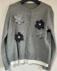 グレーカーディガン★花カーディガン★厚めカーディガン★花ボタン
