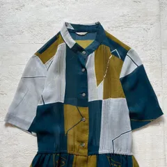 昭和レトロモダンな幾何学チェック ワンピース ゆったり半袖 前開きデザイ aa