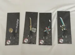 鬼滅の刃 MEGABOX 日輪刀キーホルダー 我妻善逸 しのぶ 時透無一郎 伊黒