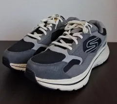 高級 SKECHERS(スケッチャーズ) アーチフィット Infinity
