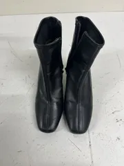 送料込み★EVOＬ　ブラック ショートブーツ ブーツ レディースシューズ　サイズ24.0cm ヒール約7cm #70913mi595