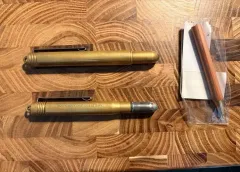 トラベラーズ社製 スポーツブラ ボールペン ロールペン 出品