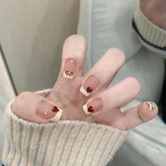 AAGWW 네일 아트의 도구 세트를 주는 네일 팁 숏 베리 쇼트 붙이 손톱 성인식 매트 붙이 붙이 손톱 네일 치프 귀여운 풀 디자인 미갑 용품 공방(색:프렌치·하트/A, 제품 내용:24장 네일 아트+풀) 1