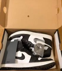 ナイキ エアジョーダン1 ハイ ゴルフシューズ 白 黒 (255mm)