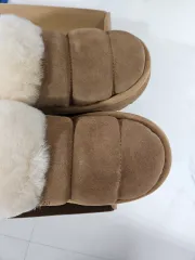 2025年最新】UGG アグ tazzlitaの人気アイテム - メルカリ