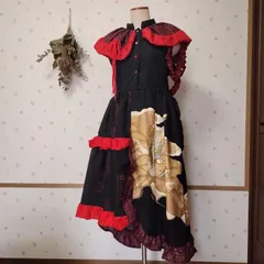 着物リメイク 目の前が赤く染まるワンピース