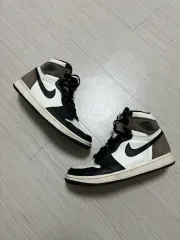 ナイキ エア ジョーダン1 ハイ ダークモカ (ブラック モカ)