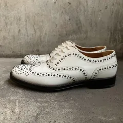 Church's スタッズ付きホワイトレザーシューズ Church's(チャーチ) シューズ 35 1/2 レディース - 白 スタッズ レザー