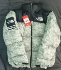 シュプリーム x ザノースフェイス ペーパー ヌプシ ダウン