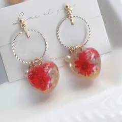 ハンドメイド【揺れるお花のハートピアス/イヤリング】　レッド・オレンジ　＊No.5