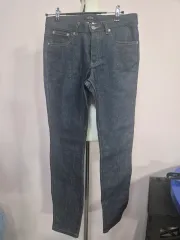 A. P. C. デニム ズボン