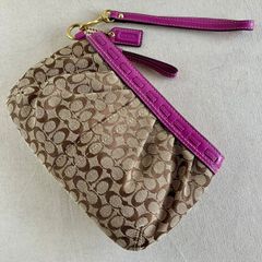 Coach コーチ mini signature がま口 ポーチ パープル 紫 Coach コーチ mini signature がま口 ポーチ パープル 紫 - メルカリ