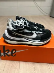 (265)ナイキ サカイ ヴェイパーワッフル ブラック ホワイト