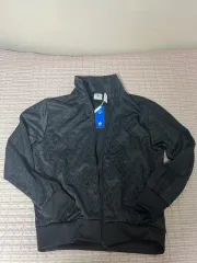 L 新商品 アディダス ジャージ 出品