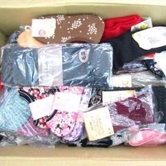 靴下 42点セット 未使用 レッグウォーマー ソックス まとめて 大量 同梱不可 外装ダメージ有 レディース