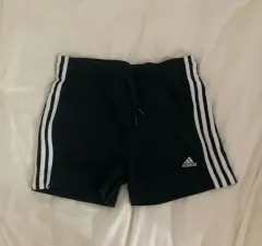 adidas ハーフパンツ