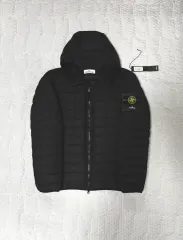 (STONE ISLAND ストーンアイランド 軽量ダウン (本日限定 激安)