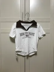 新品) エイブリー 半袖 Tシャツ Vネック ピンターカル y2k