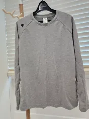 デサント グレー 長袖 Tシャツ