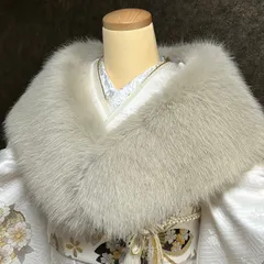 ショール　ベージュ　振り袖ショール　振り袖ストール　振り袖ファー　振袖ショール　振袖ファー　フェイクファー　フォックスショール  着物ストール　ふわふわ　成人式　成人式振袖　前撮り　成人式前撮り　和装前撮り　ママ振袖　バイカラー　晴れの日コーデ　振袖