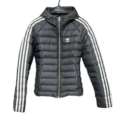 ZM1691  adidas アディダス パーカー ブラック 黒 フード付き ダウンジャケット ジャンパー  sサイズ 洗える レディース メンズ ユニセックス