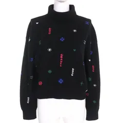 極美品△CHANEL シャネル 21N P70647 カシミヤ100％ ロゴプレート ココマーク ハイネック 長袖 ニット セーター ブラック マルチカラー 36 イタリア製 正規品 レディース 極美品△CHANEL シャネル 21N P70647 カシミヤ100％ ロゴプレート ココ