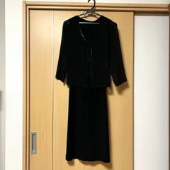 ストロベリーフィールズ 黒 ワンピースとシースルーボレロのセット 2次会 フォーマル コーデ