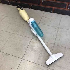 Vorwerk VK 122 緑色掃除機 - メルカリ