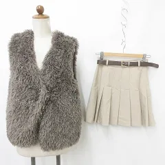 リリーブラウン Lily Brown ポミー pomiii プリーツスカート ベスト 2枚セット インパンツ ベルト ミニ丈 前あき 一つボタン フェイクファー ベージュ 茶 ブラウン 1 F