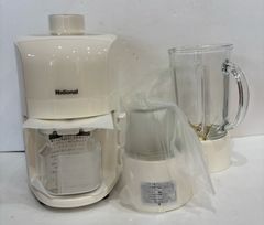 Item thumbnail for item 1cd0eec7-9f50-4fee-9de6-53ea25320998