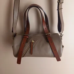 レザー　２WAYバッグ　ショルダーバッグ　ハンドバッグ　日本製