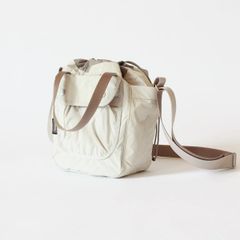 OnオンTrack Pack Mini Elitホワイト - メルカリ