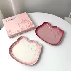 美品 海外限定 ル・クルーゼ *ハローキティ限定品メゾンドパリ ピンク 皿 2個セット-55