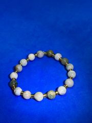 柬埔寨菩薩棋沈香 精雕観音像 小型仏堂供養用 5468 - メルカリ