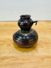 Item thumbnail for item a25f05ad-474e-4ca3-a2ee-c3012df3d59d