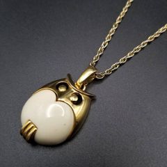 ペンダント9 クリーム色の象 ゾウ - メルカリ