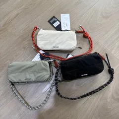 ま*ー様 新品 topologie トポロジー ショルダーバッグ 大容量 シルバ ま*ー様 新品 topologie トポロジー ショルダーバッグ 大容量 シルバ